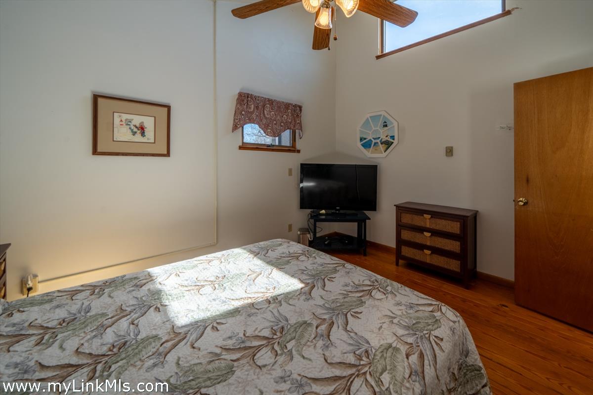 145 Vineyard Meadow Farms Road West Tisbury, MA 02568 - Photo 22 of 36