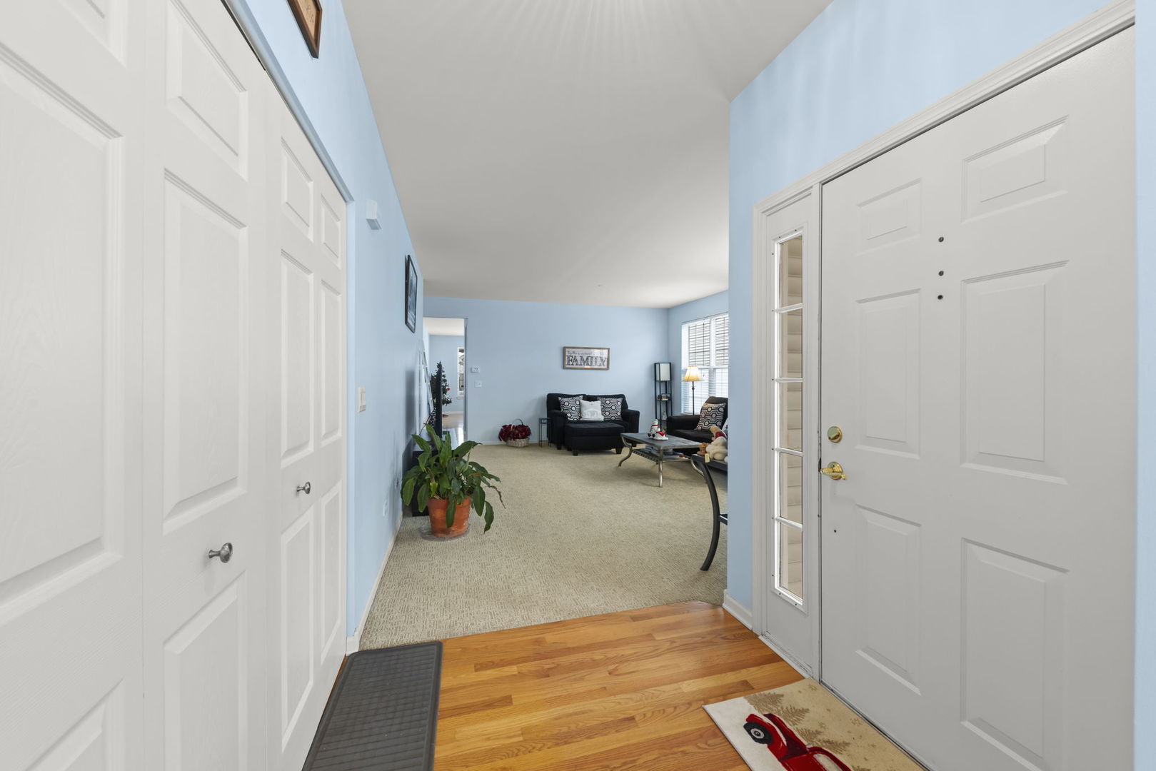 16174 Seneca Lake Circle Crest Hill, IL 60403 - Photo 3 of 58