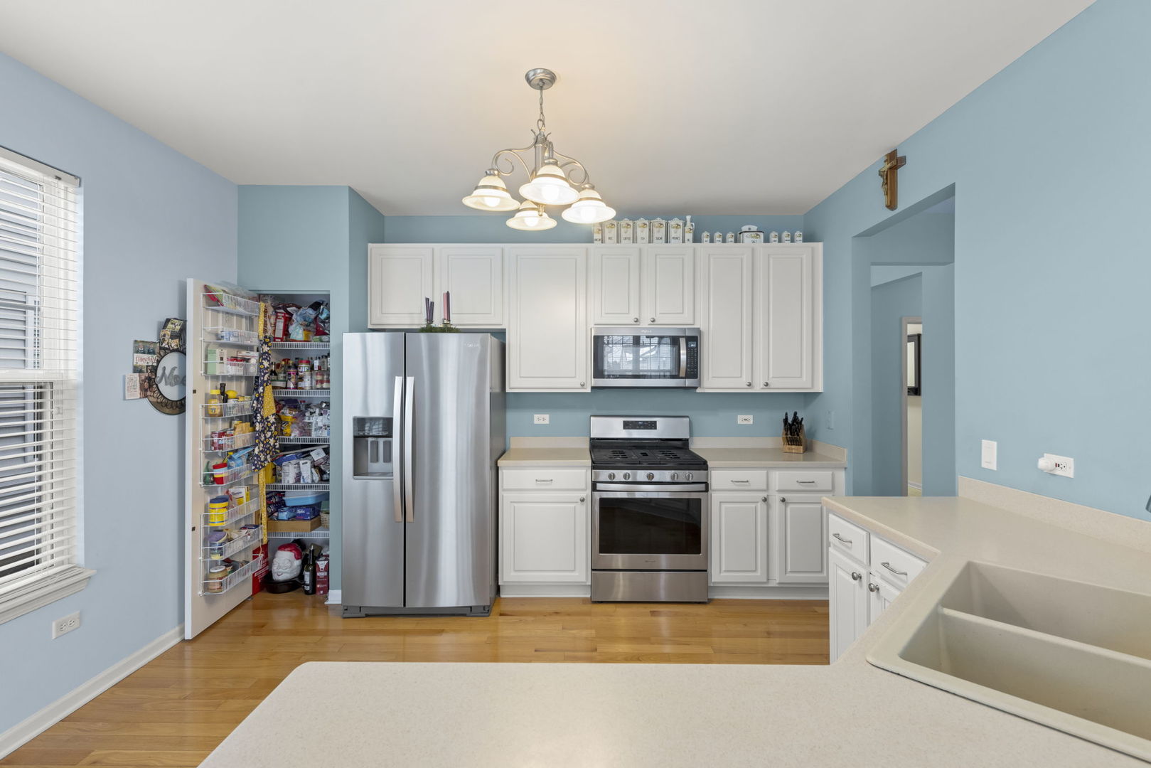 16174 Seneca Lake Circle Crest Hill, IL 60403 - Photo 8 of 58