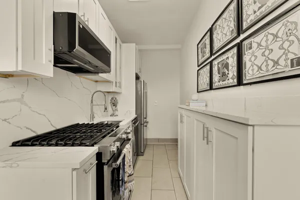 $389,000 | 644 Massachusetts Avenue Northeast, Unit 400, Washington, DC 20002