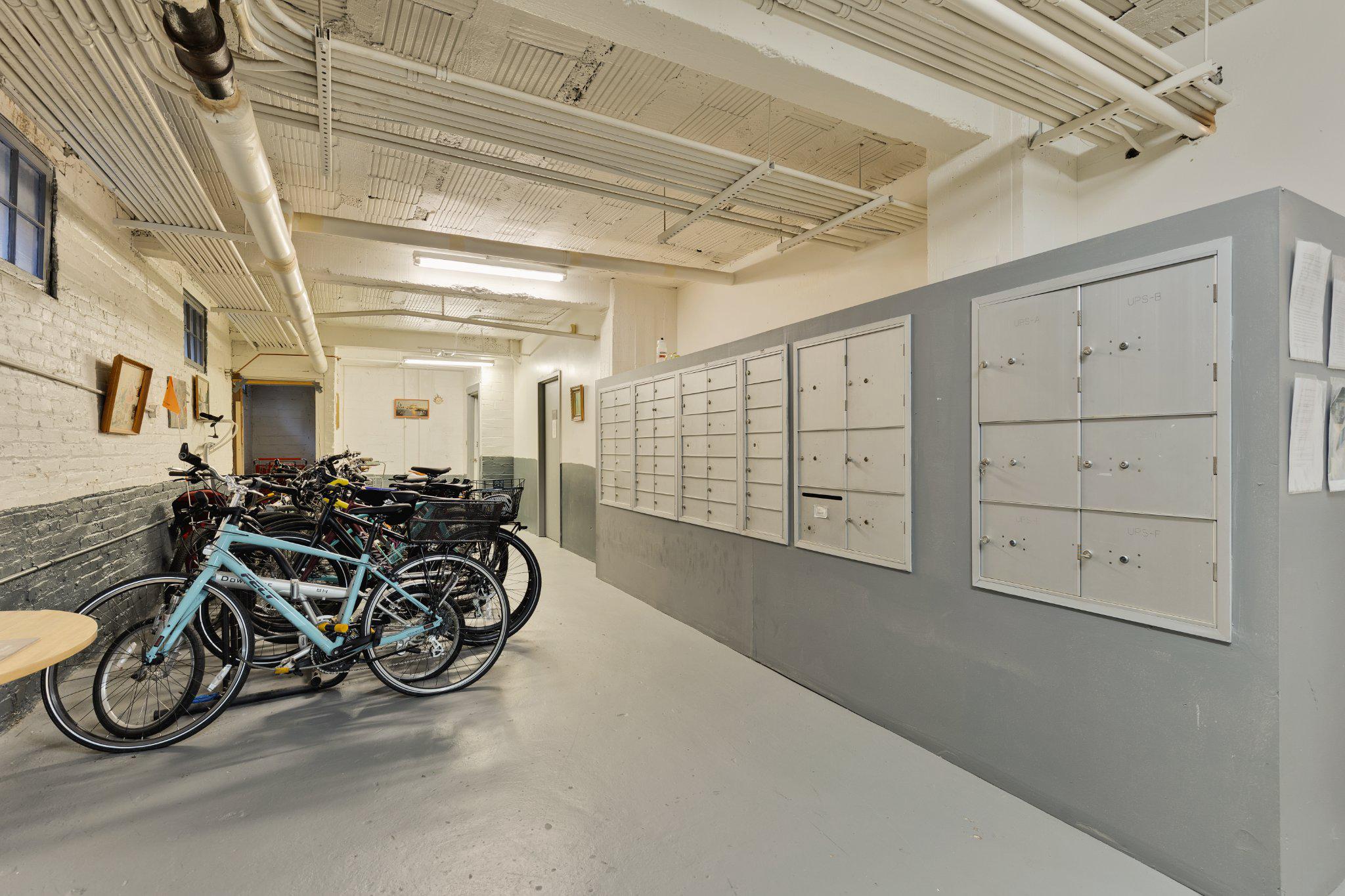 644 Massachusetts Avenue Northeast, Unit 400 Washington, DC 20002 - Photo 20 of 24 a view of a garage with furniture