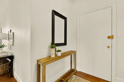 $389,000 | 644 Massachusetts Avenue Northeast, Unit 400, Washington, DC 20002