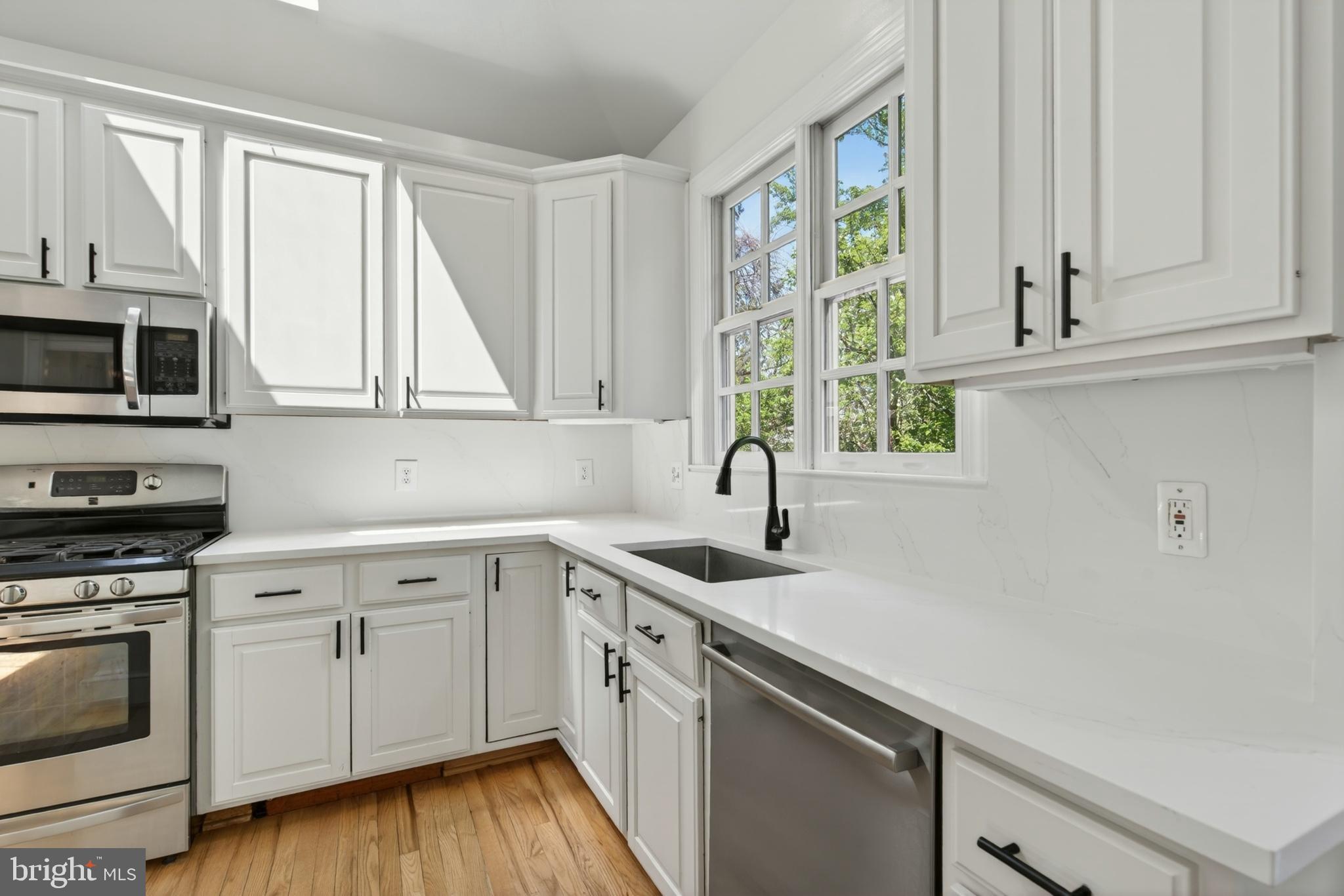 1102 Edgevale Road Silver Spring, MD 20910 - Photo 33 of 88