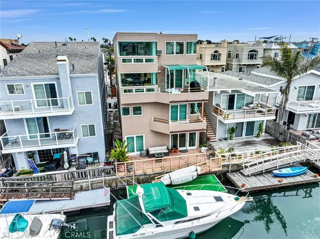 $1,899,000 | 16745 Bayview Drive, Unit B, Sunset Beach, CA 90742