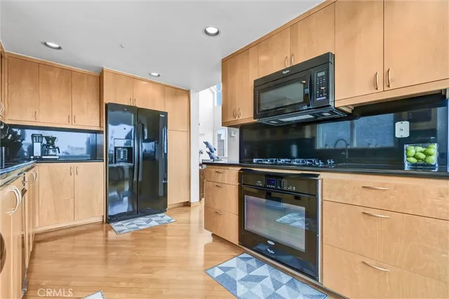 $1,899,000 | 16745 Bayview Drive, Unit B, Sunset Beach, CA 90742