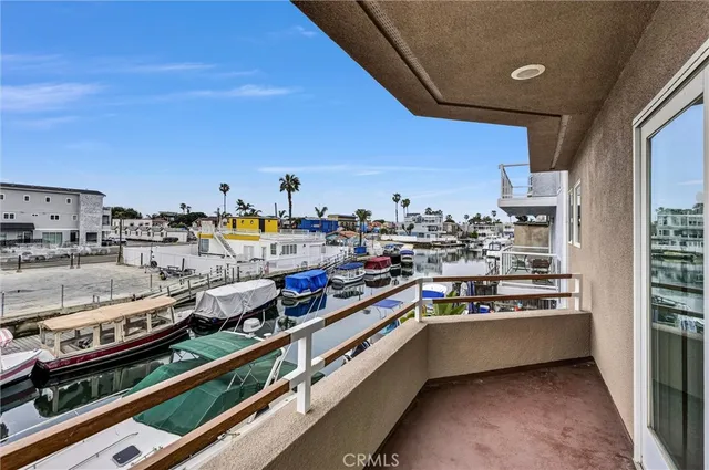 $1,899,000 | 16745 Bayview Drive, Unit B, Sunset Beach, CA 90742