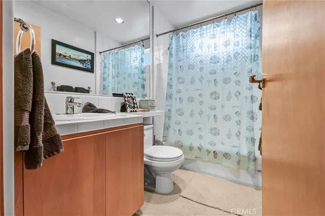 $1,899,000 | 16745 Bayview Drive, Unit B, Sunset Beach, CA 90742