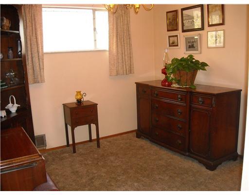 1841 Ridge Road Jeannette, PA 15644 - Photo 5 of 10 Dining Room.
