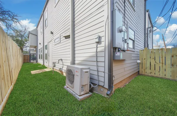a view of a back yard of the house