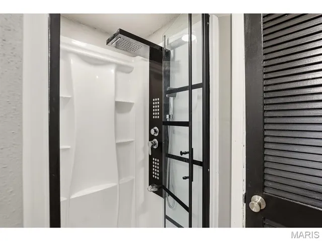 $189,900 | 45 Nottingham Lane, Belleville, IL 62223