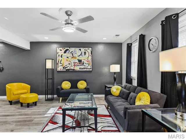 $189,900 | 45 Nottingham Lane, Belleville, IL 62223