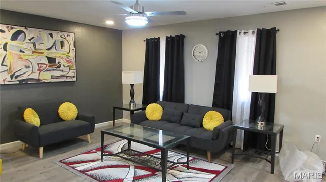 $189,900 | 45 Nottingham Lane, Belleville, IL 62223