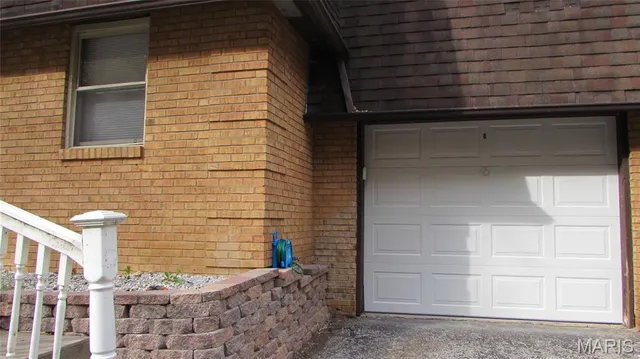 $189,900 | 45 Nottingham Lane, Belleville, IL 62223