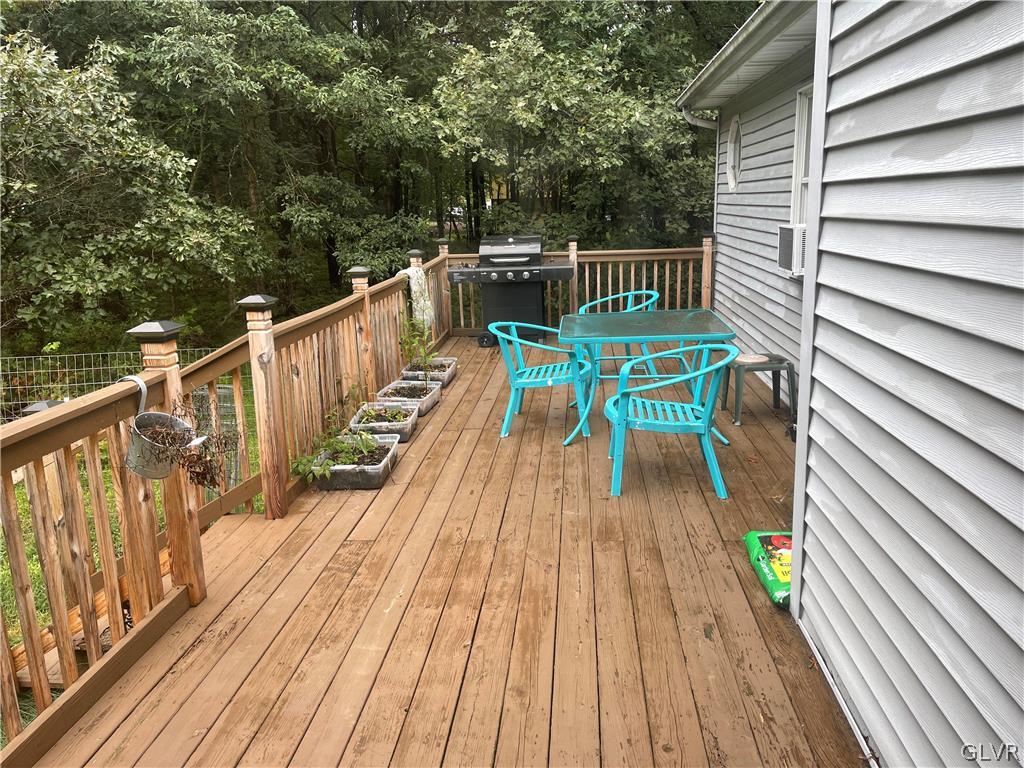 Deck