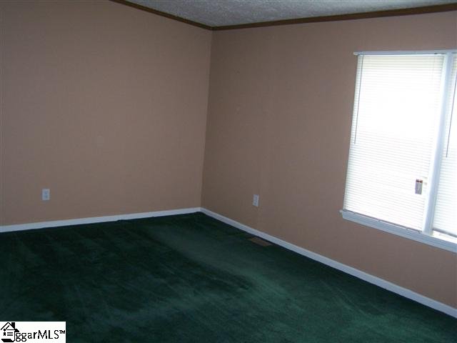 132 Acorn Trail Fountain Inn, SC 29644 - Photo 4 of 11 Gallery Image 4