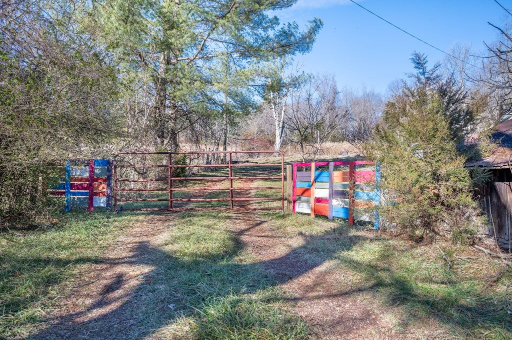 4722 Ivanhoe Road Ivanhoe, VA 24350 - Photo 52 of 74 Gallery Image 52
