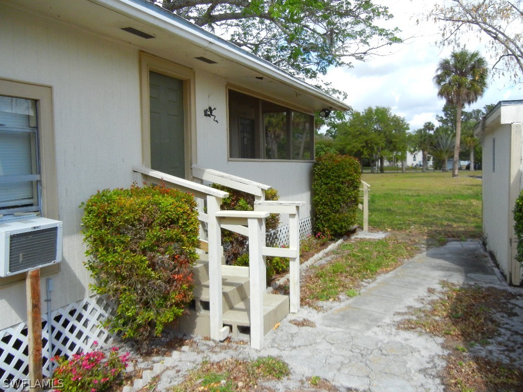 4090 Orange River Loop Road Fort Myers, FL 33905 - Photo 18 of 25 Gallery Image 18