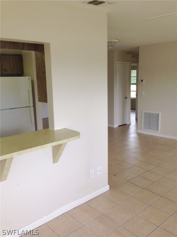 4090 Orange River Loop Road Fort Myers, FL 33905 - Photo 4 of 25 Gallery Image 4