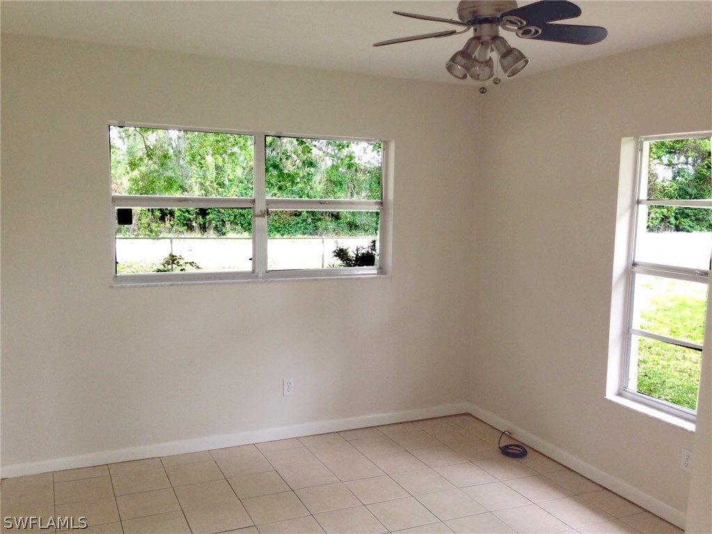 4090 Orange River Loop Road Fort Myers, FL 33905 - Photo 7 of 25 Gallery Image 7