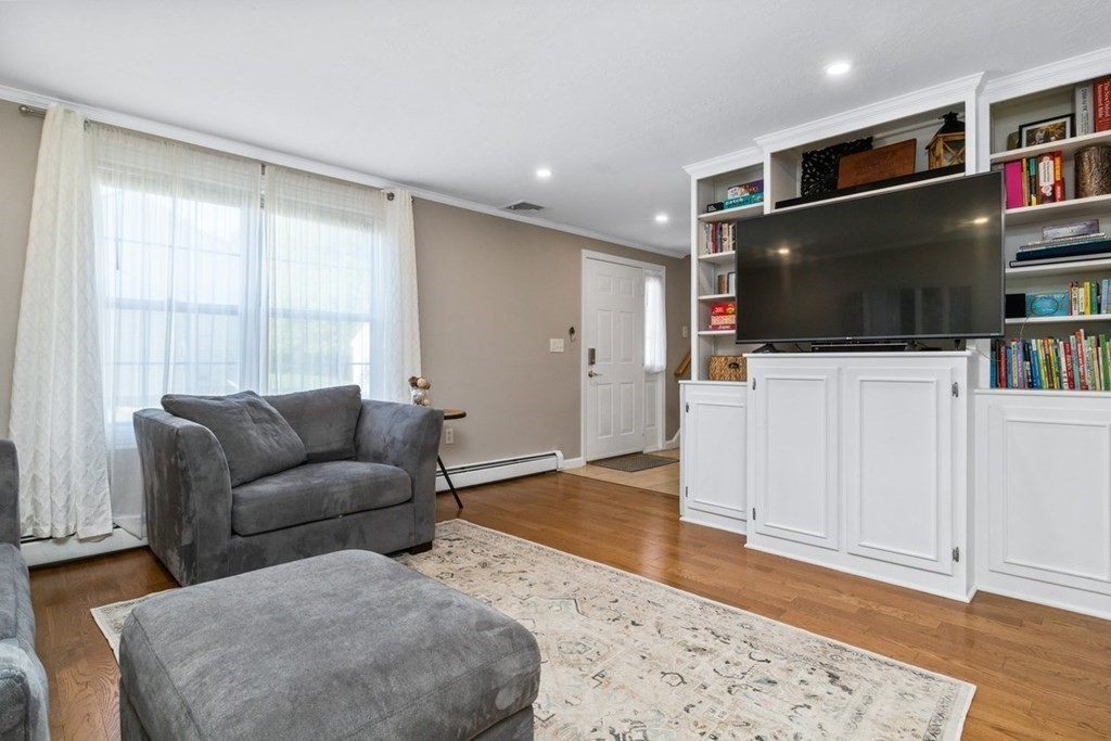 11 Heritage Path Millis, MA 02054 - Photo 7 of 40