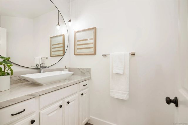 $2,500,000 | 1040 Van Nuys Street, San Diego, CA 92109