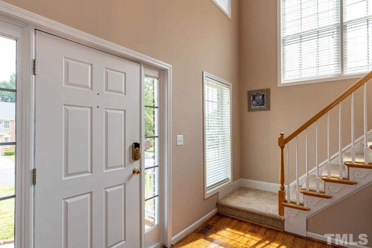 419 Seastone Street Raleigh, NC 27603 - Photo 3 of 30