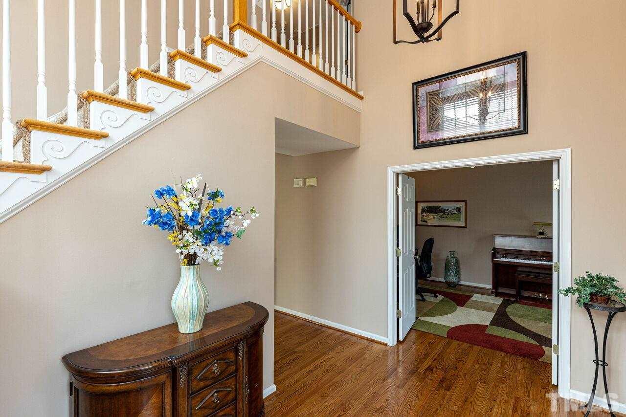 419 Seastone Street Raleigh, NC 27603 - Photo 4 of 30