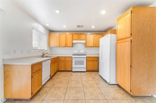 $2,045 | 10667 April Rose Court, Las Vegas, NV 89135
