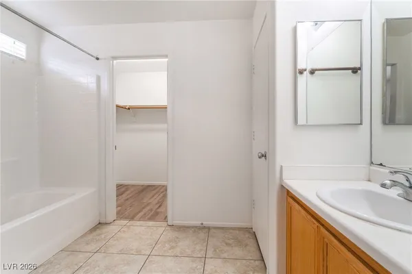 $1,945 | 10667 April Rose Court, Las Vegas, NV 89135