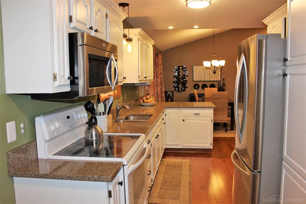 3492 Galbraith Line Road Yale, MI 48097 - Photo 11 of 22 31338433-10.JPG