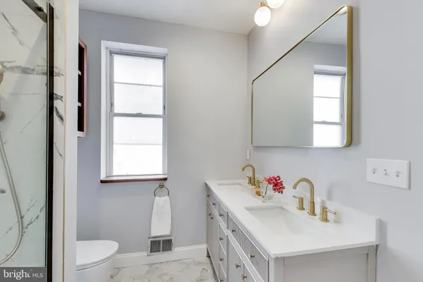 $5,600 | 1006 Otis Place Northwest, Washington, DC 20010