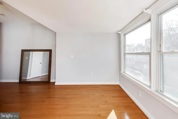 $5,600 | 1006 Otis Place Northwest, Washington, DC 20010