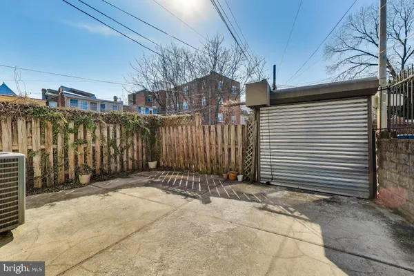 $5,600 | 1006 Otis Place Northwest, Washington, DC 20010