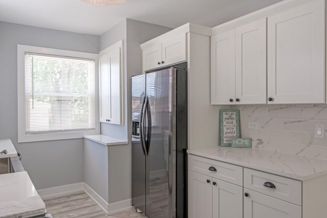 10639 Oak Avenue Chicago Ridge, IL 60415 - Photo 5 of 47