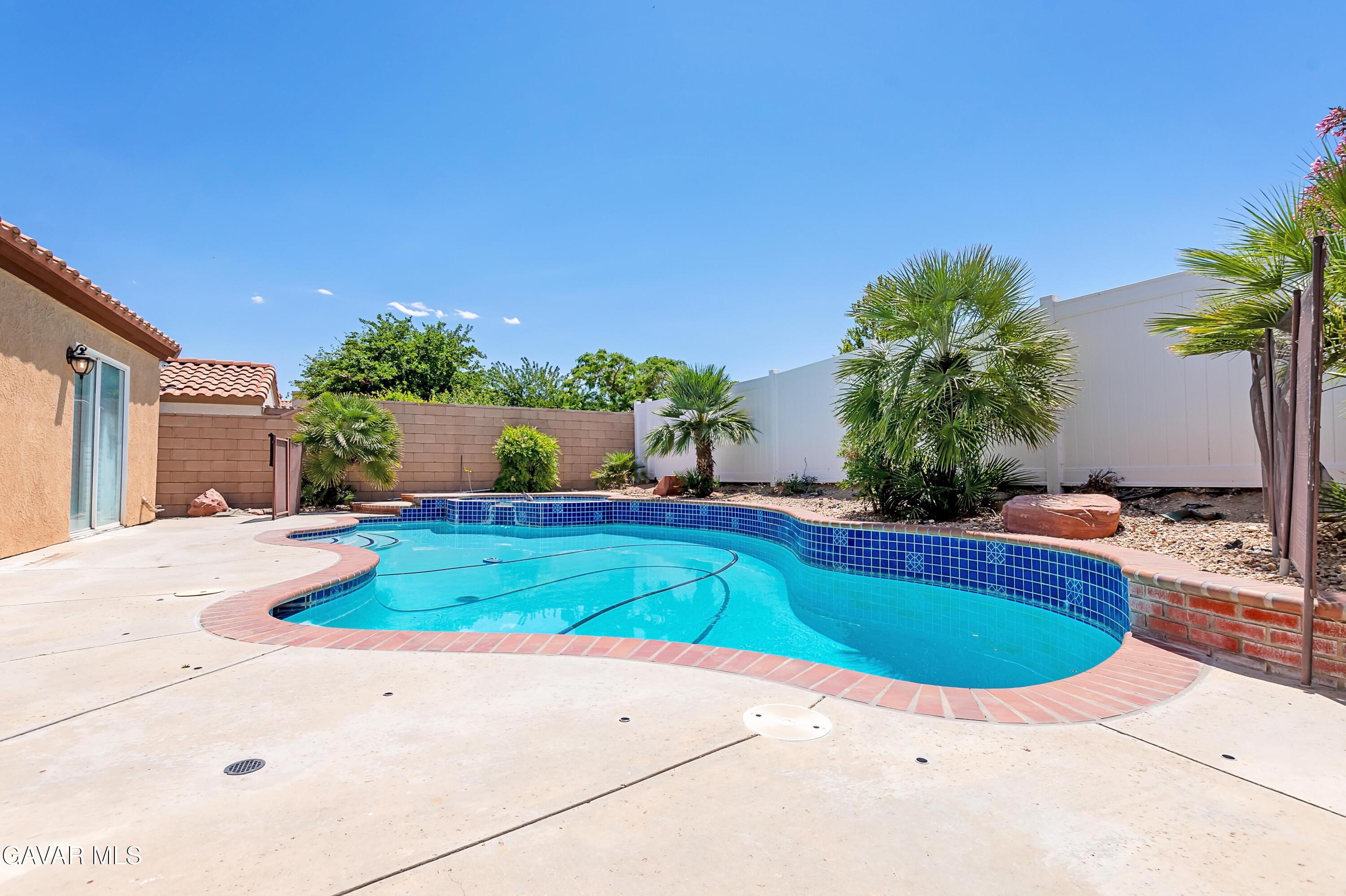1616 Kings Road Palmdale, CA 93551 - Photo 34 of 38 SFP_2686