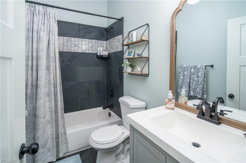 1626 Black Mountain Road Pilot Mountain, NC 27041 - Photo 23 of 47