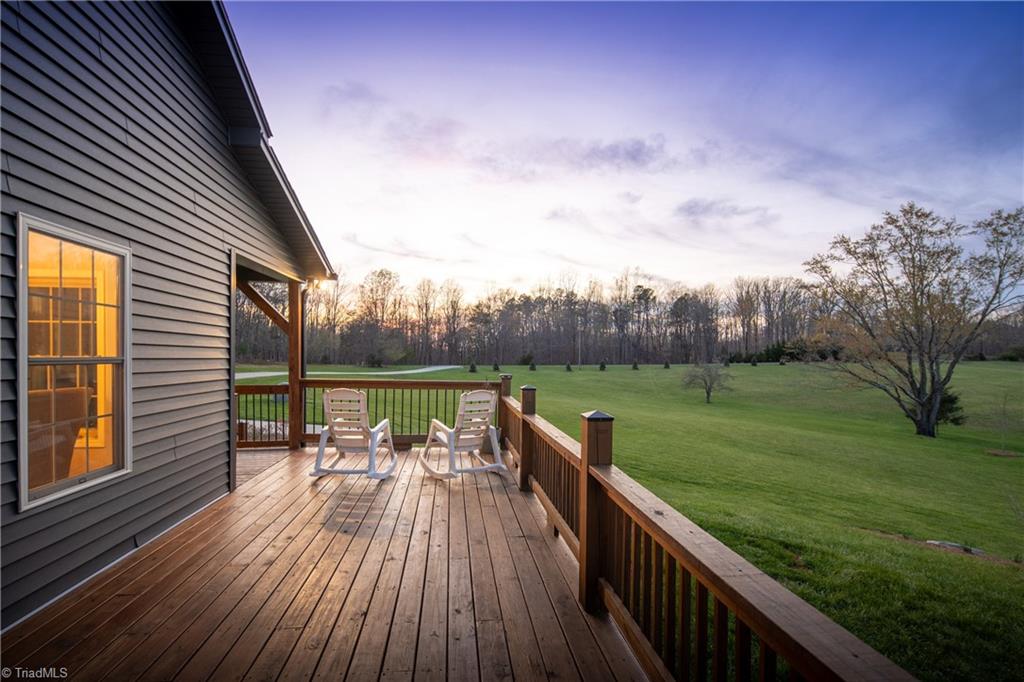 1626 Black Mountain Road Pilot Mountain, NC 27041 - Photo 30 of 47