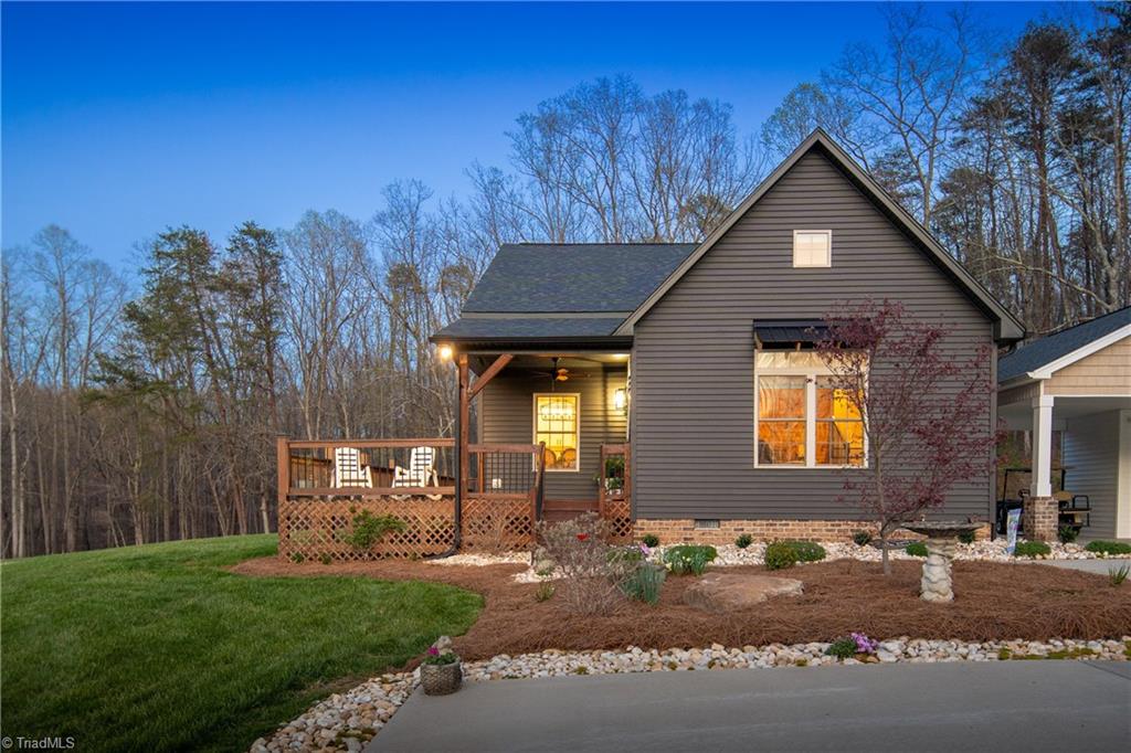 1626 Black Mountain Road Pilot Mountain, NC 27041 - Photo 39 of 47