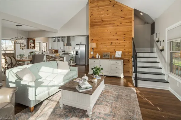 $715,000 | 1626 Black Mountain Road, Pilot Mountain, NC 27041