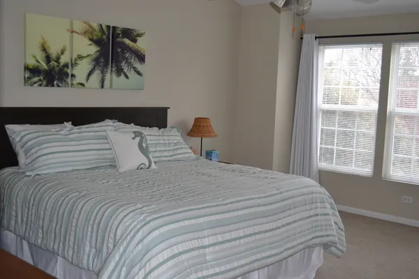 $2,900 | 2990 Peachtree Circle, Aurora, IL 60502