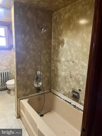 $69,900 | 321 South Vine Street, Mount Carmel, PA 17851