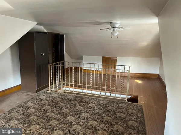 $69,900 | 321 South Vine Street, Mount Carmel, PA 17851