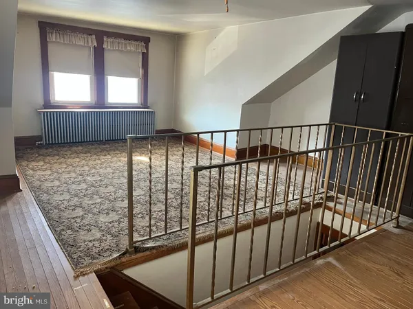 $69,900 | 321 South Vine Street, Mount Carmel, PA 17851