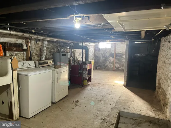 $69,900 | 321 South Vine Street, Mount Carmel, PA 17851