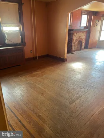 $69,900 | 321 South Vine Street, Mount Carmel, PA 17851