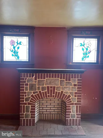$69,900 | 321 South Vine Street, Mount Carmel, PA 17851