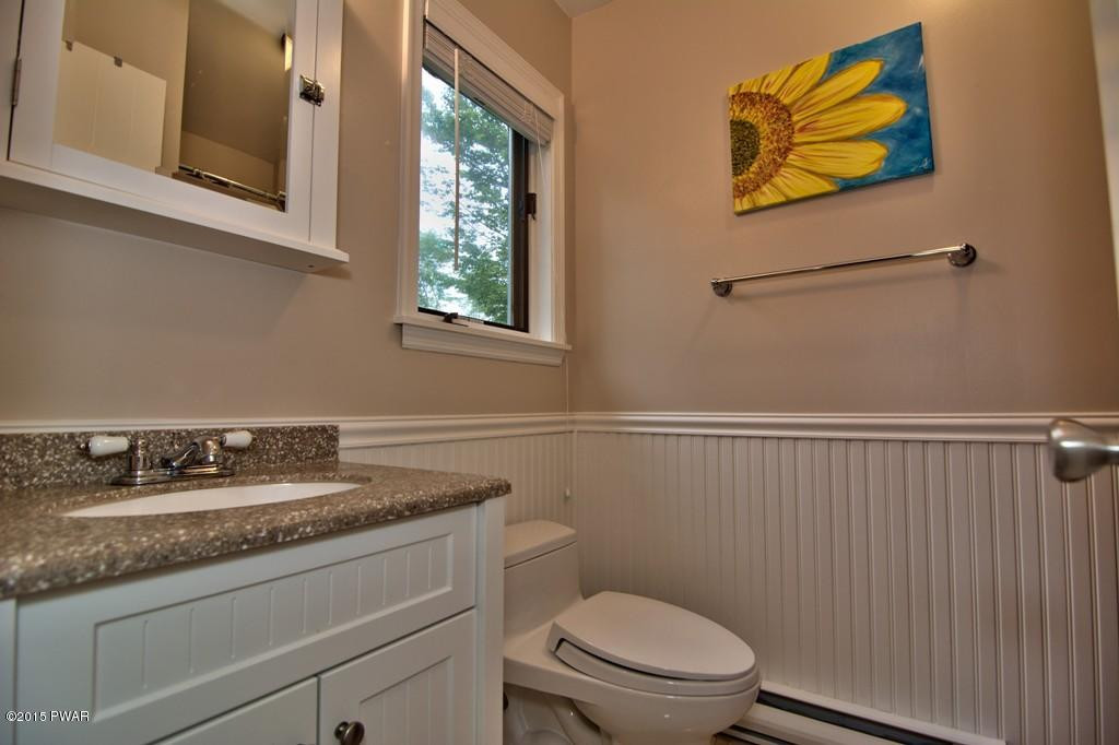280 Ridgewood Circle Lake Ariel, PA 18436 - Photo 22 of 81 2nd Floor Bath View 1