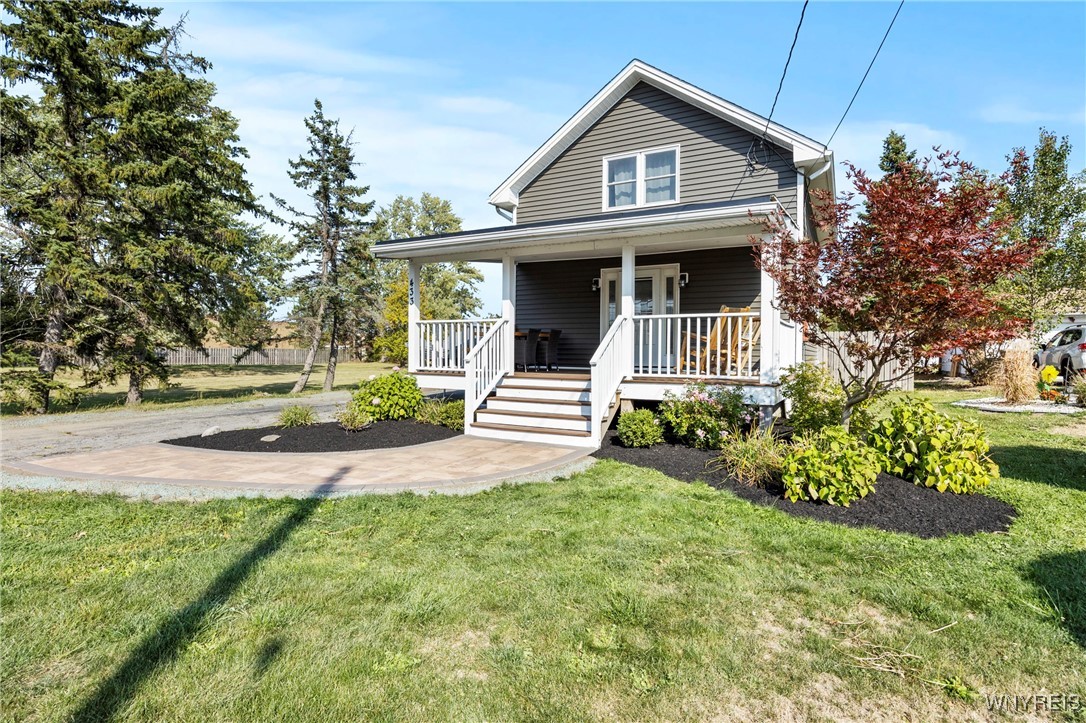 433 Borden Road Cheektowaga, NY 14043 - Photo 3 of 39