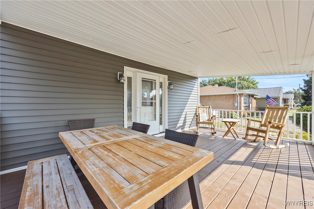 433 Borden Road Cheektowaga, NY 14043 - Photo 6 of 39