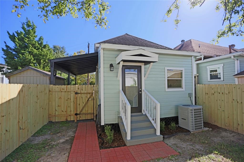 2119 Freeman Street Houston, TX 77009 - Photo 14 of 15